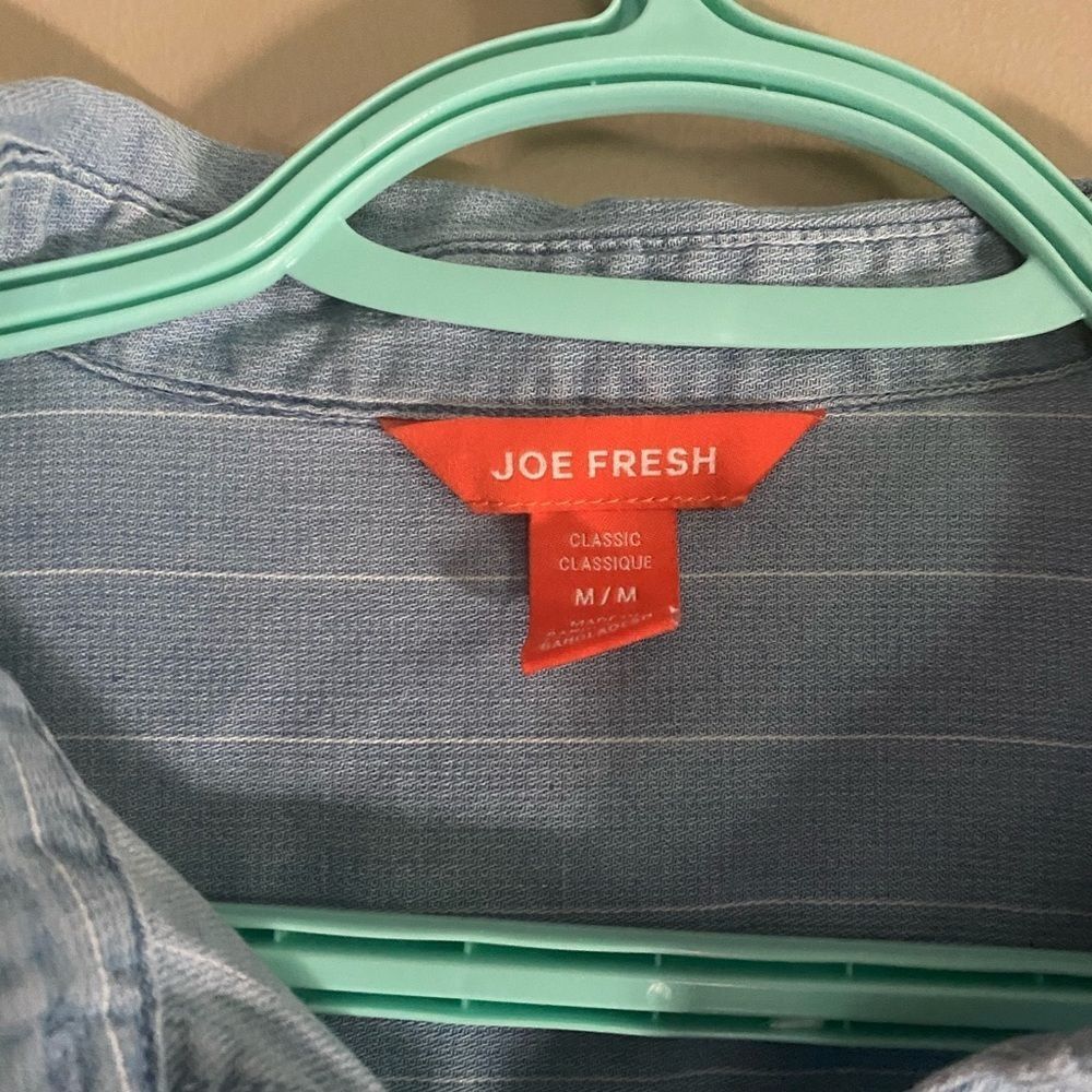 Joe Fresh button down - Picture 2 of 4